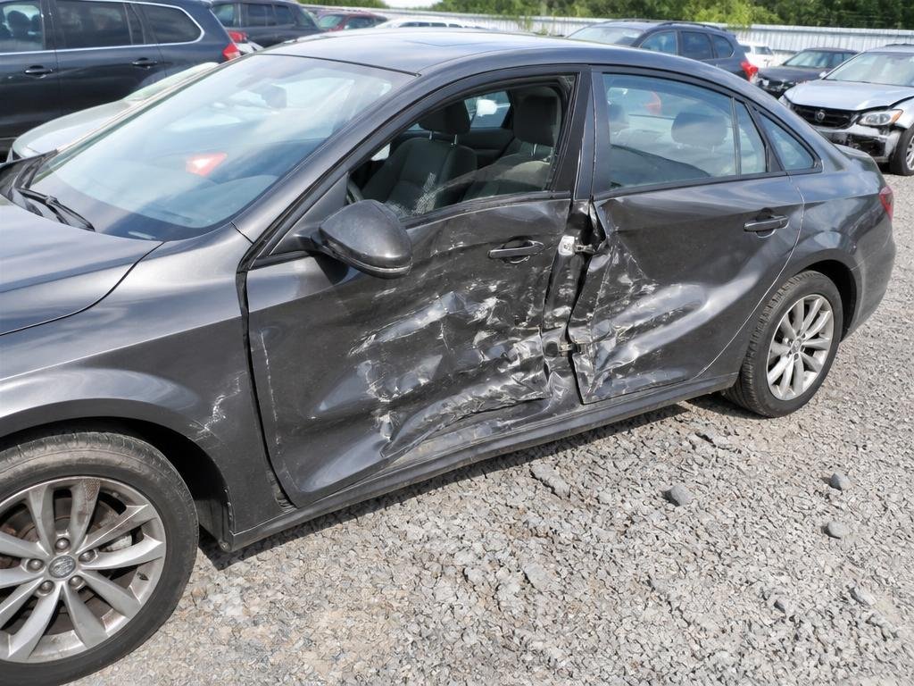 شراء سيارة مصدومة